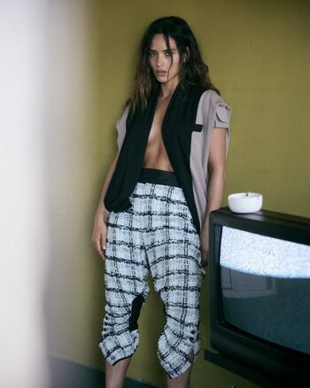 Adria Arjona