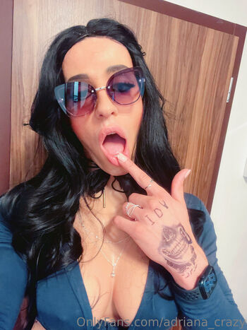 adriana_queer