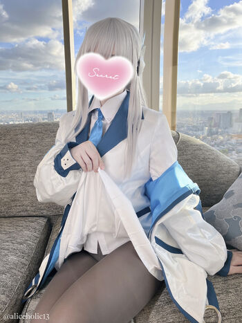 Alice Holic