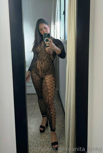 anita_kinky