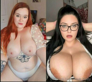 anouk_busty