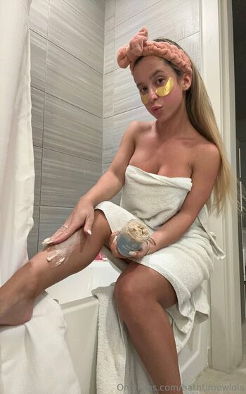 bathtimewlola