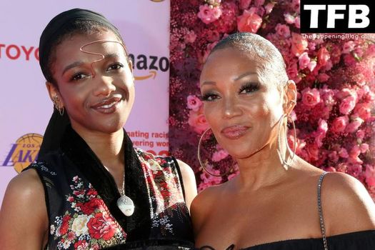 Chante Moore