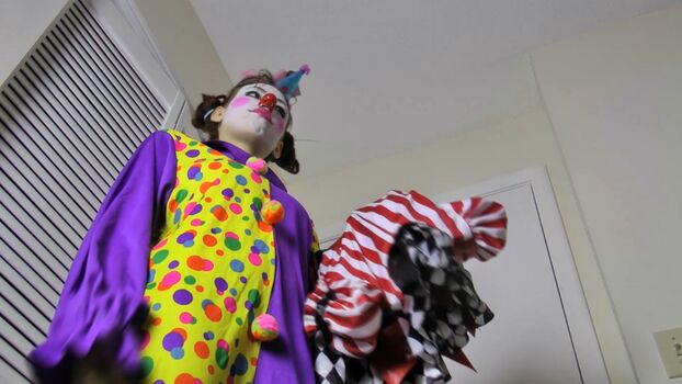 Clown Girls