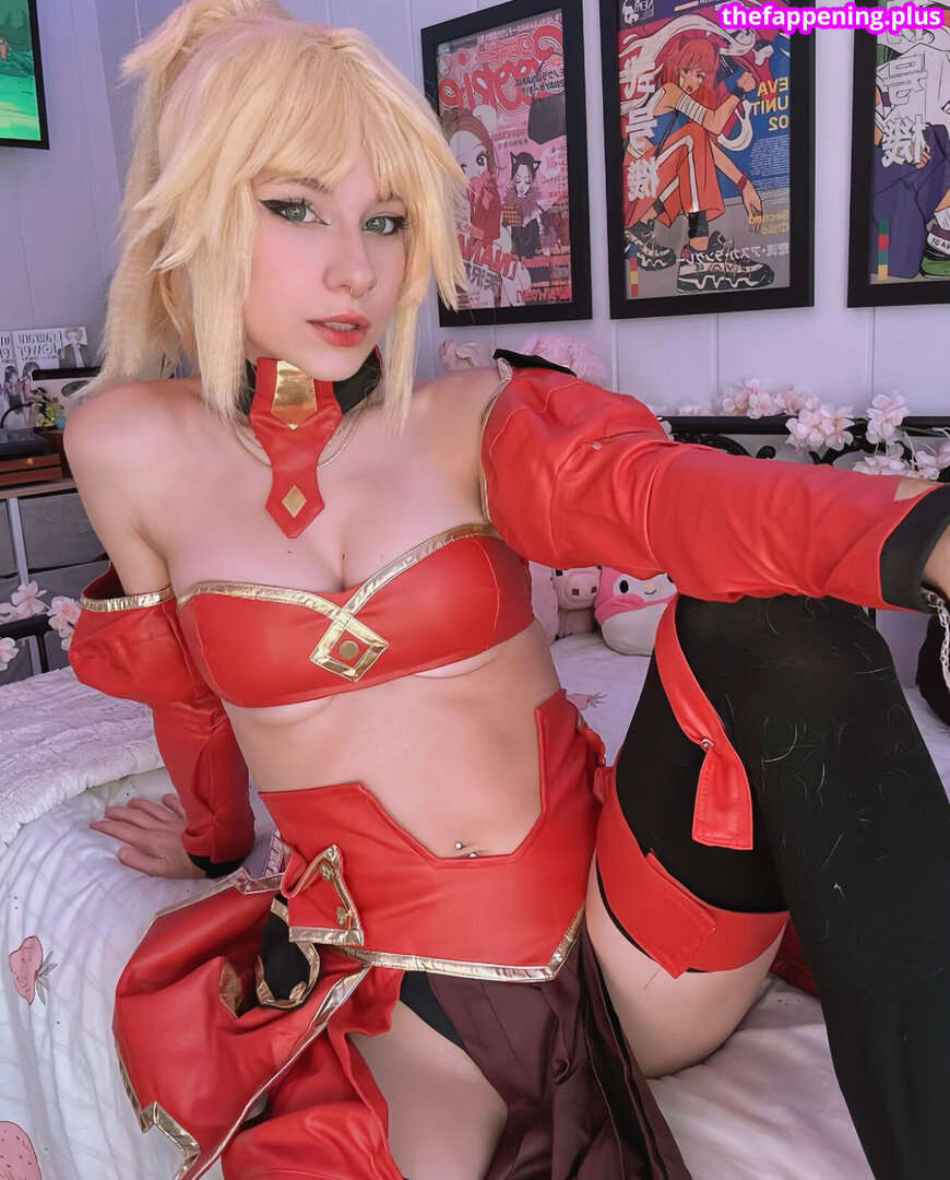 _izzy_1014_cosplay_