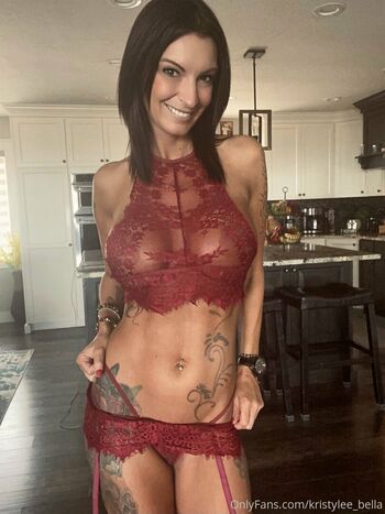 kristyleebella
