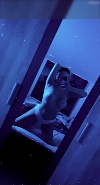 Melanie_Melody