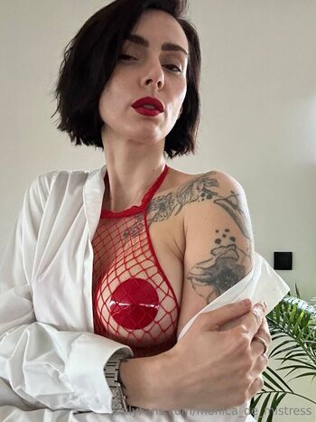 monica_de_mistress