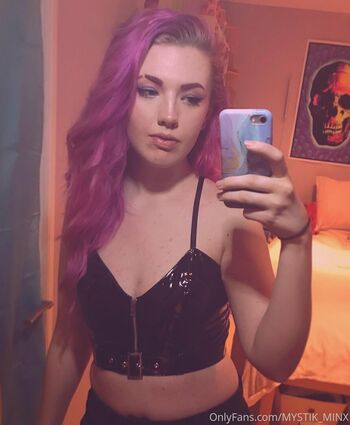 mystik_minx