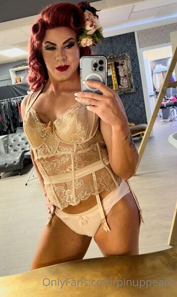 pinuppeach