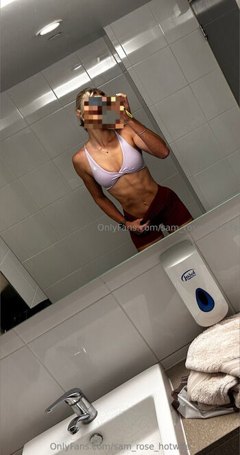 sam_rose_hotwife