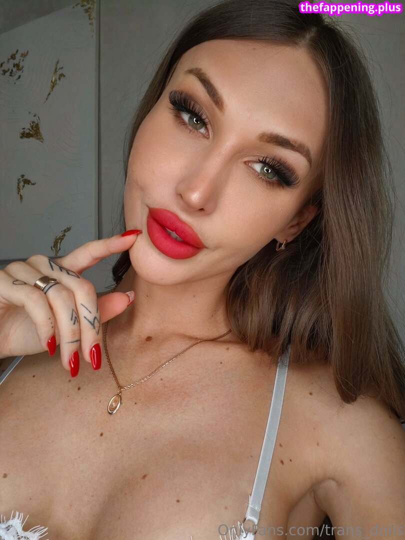 trans_dolls