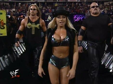 Trish Stratus